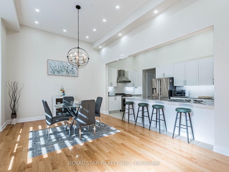 26 Marvin Oakville,ON L6H 0Z8 — Photo 13