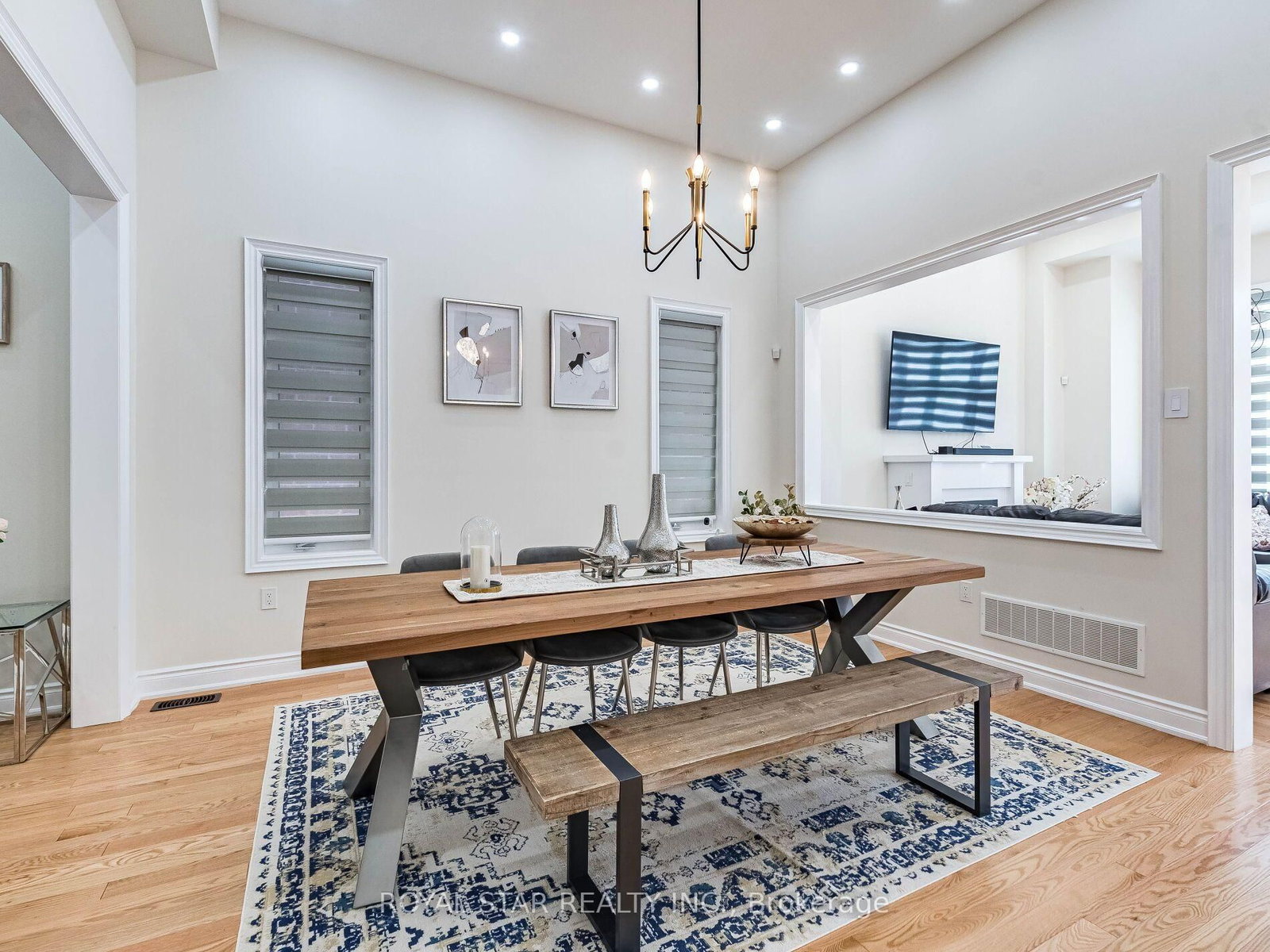 26 Marvin Avenue • Oakville, ON photo 22
