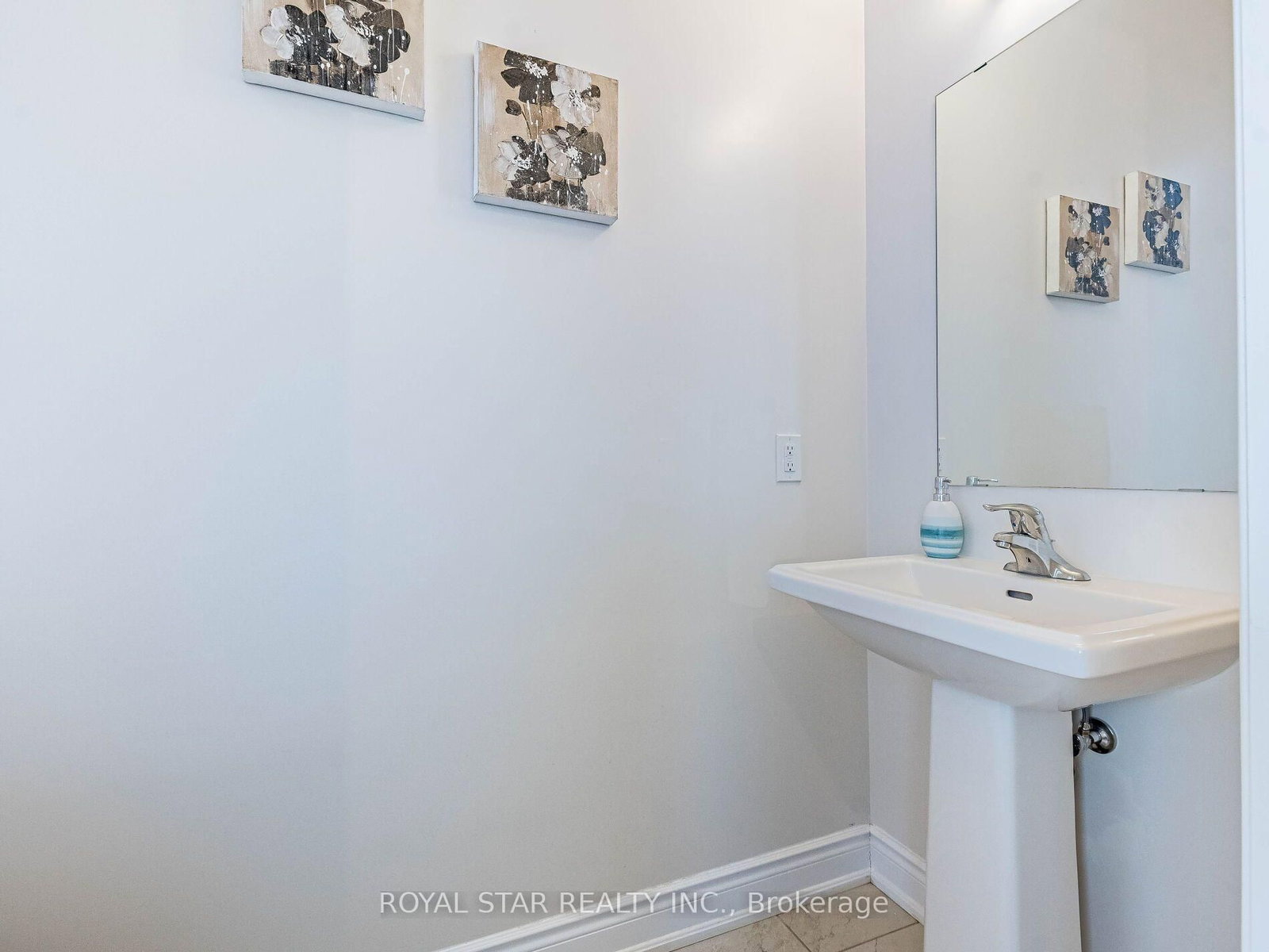 26 Marvin Avenue • Oakville, ON photo 23