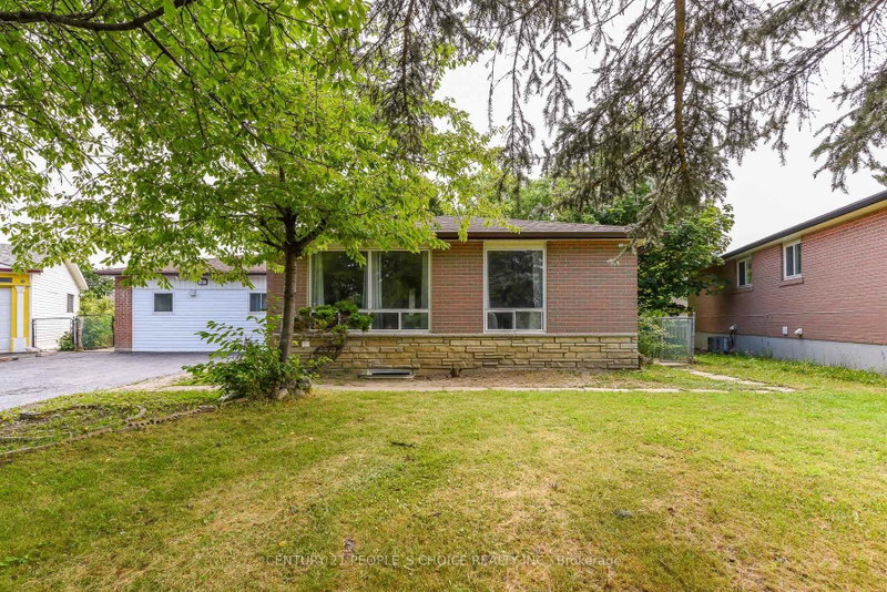 8 Fidelia Crescent