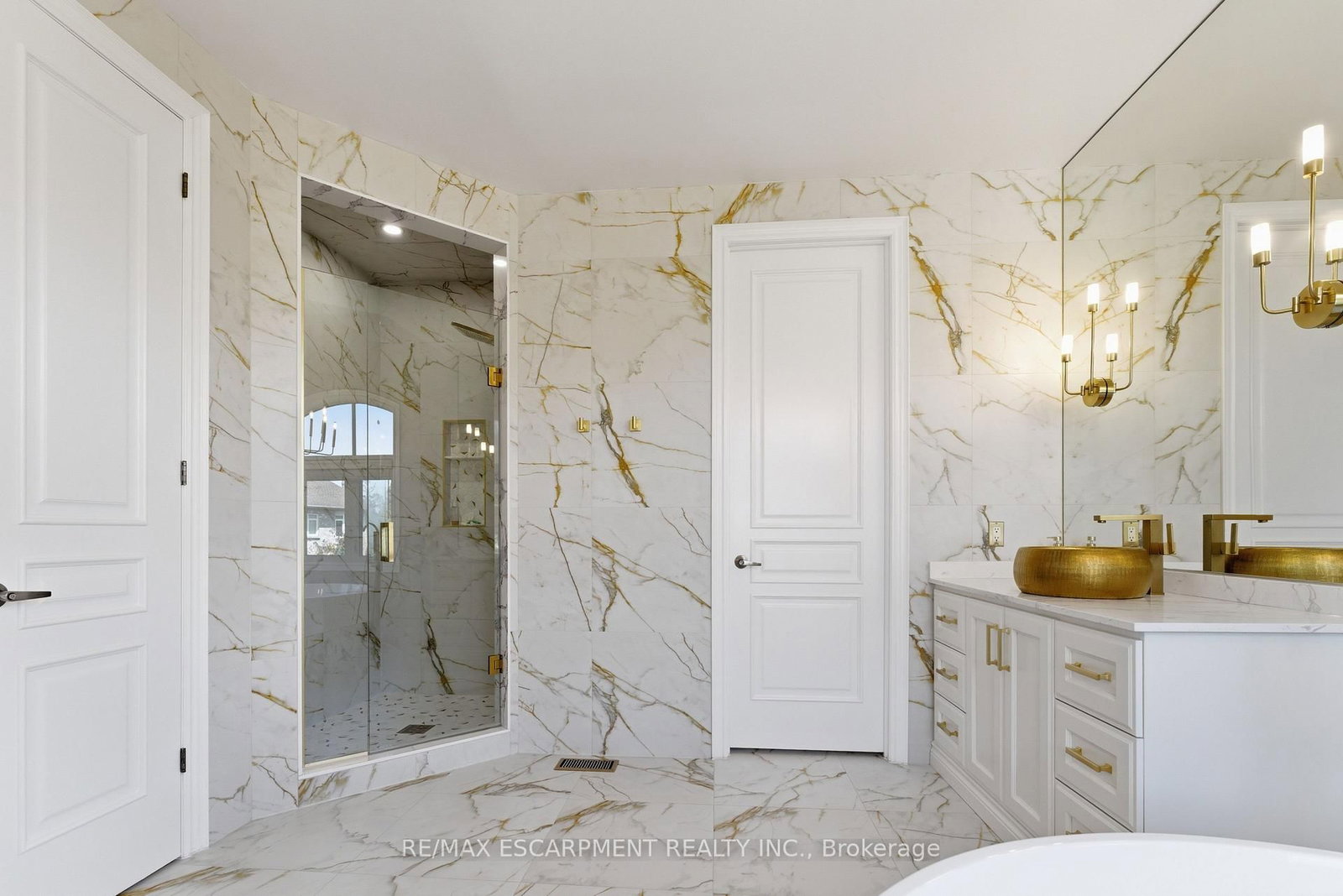 950 FREDONIA Drive • Mississauga, ON photo 30