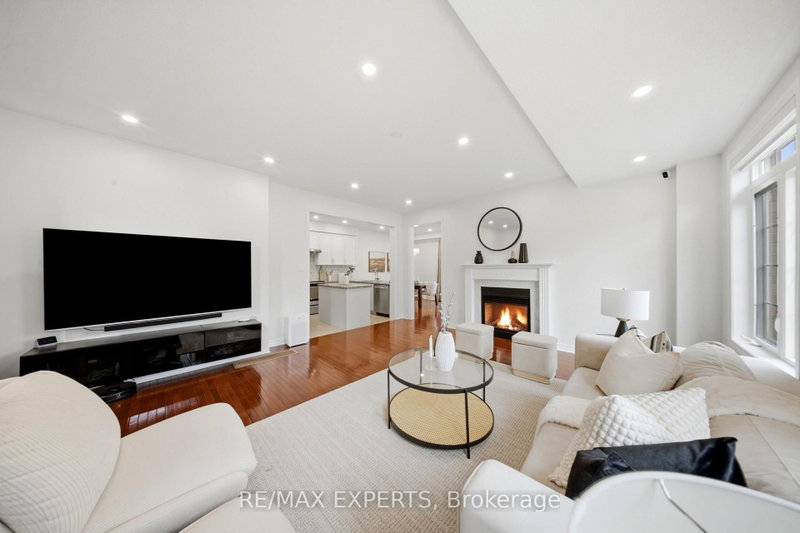 354 Hobbs Crescent