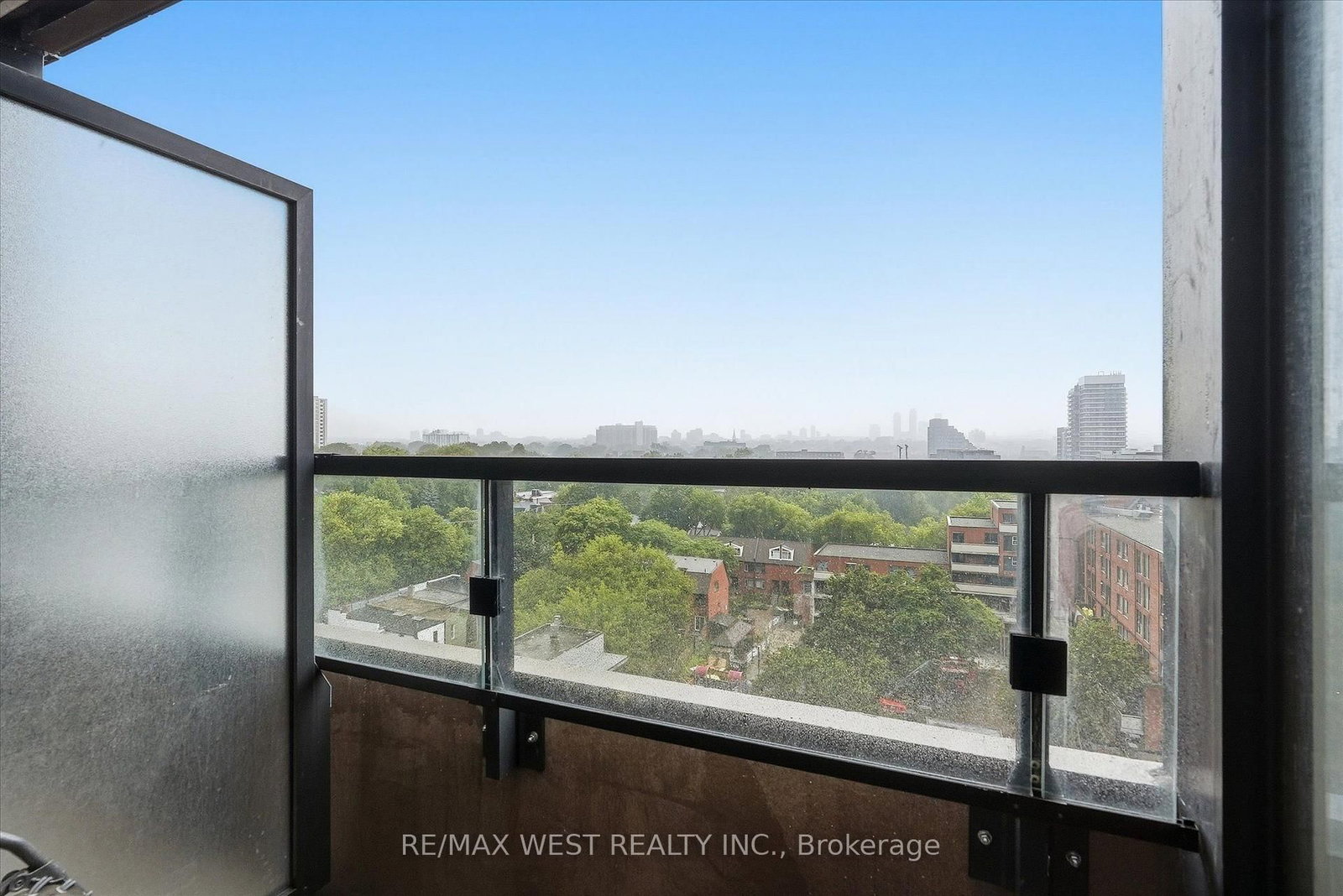270 Dufferin Street • #819 • Toronto, ON photo 22