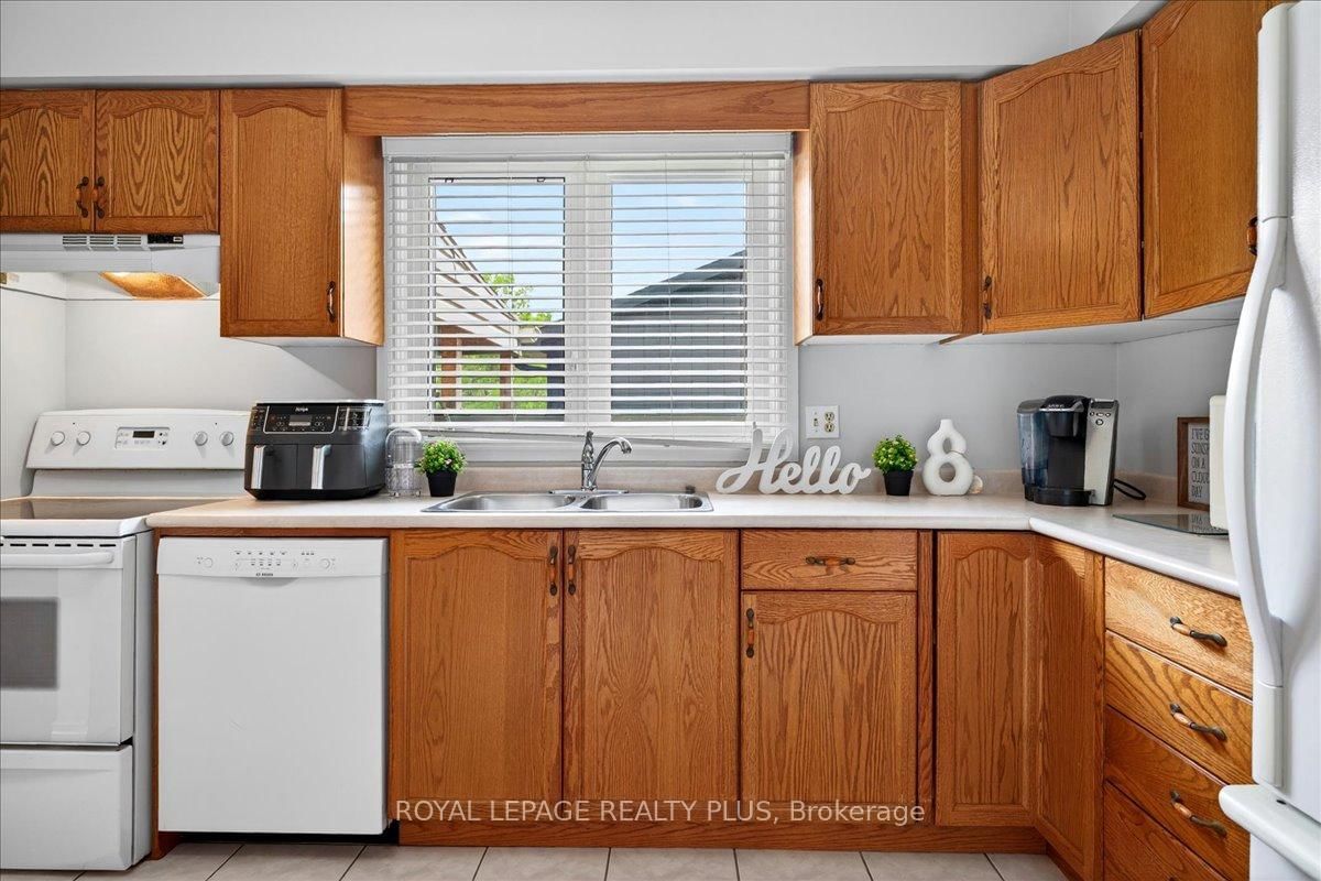 4452 Delaney Drive • Burlington, ON photo 18