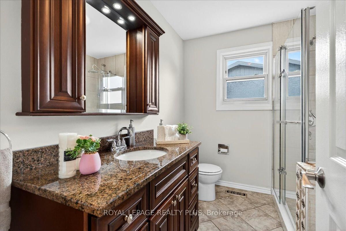 4452 Delaney Drive • Burlington, ON photo 20