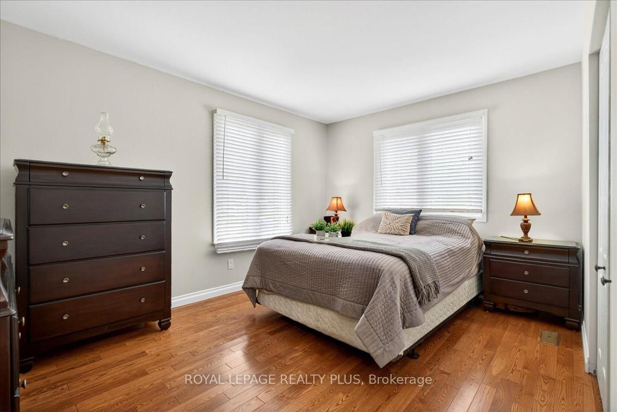 4452 Delaney Drive • Burlington, ON photo 23
