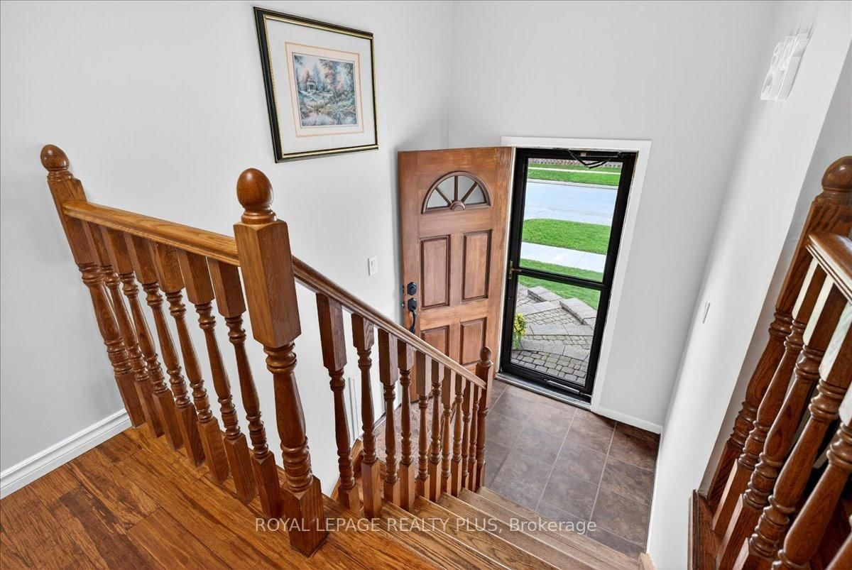 4452 Delaney Drive • Burlington, ON photo 30