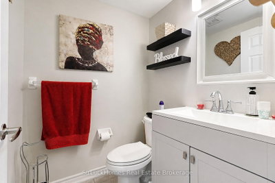 32 Polar Bear Place • Brampton, ON photo 3