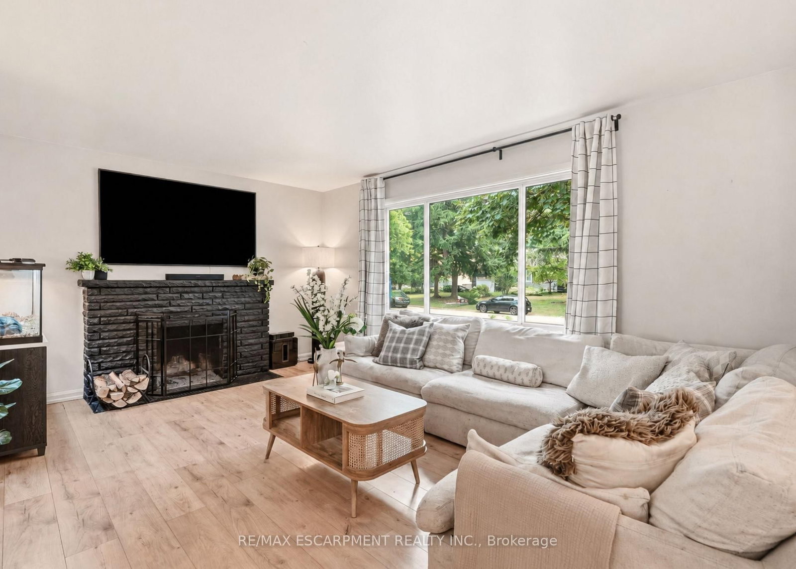 271 Linden Avenue • Burlington, ON photo 3