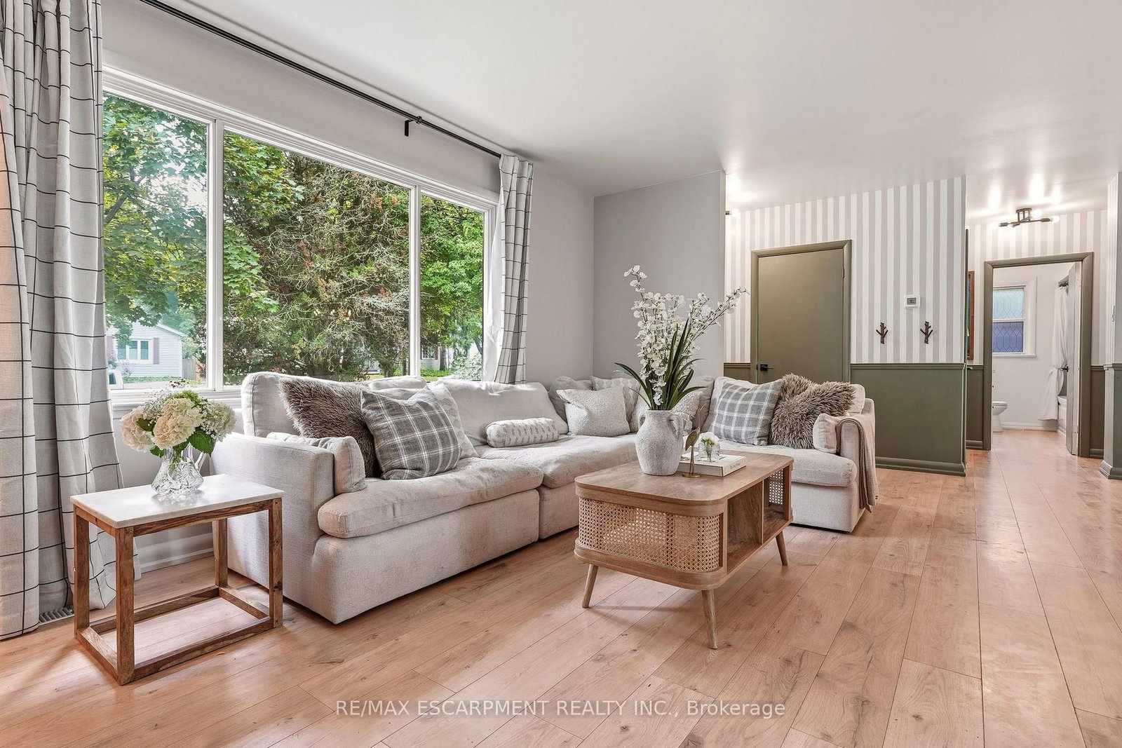 271 Linden Avenue • Burlington, ON photo 4