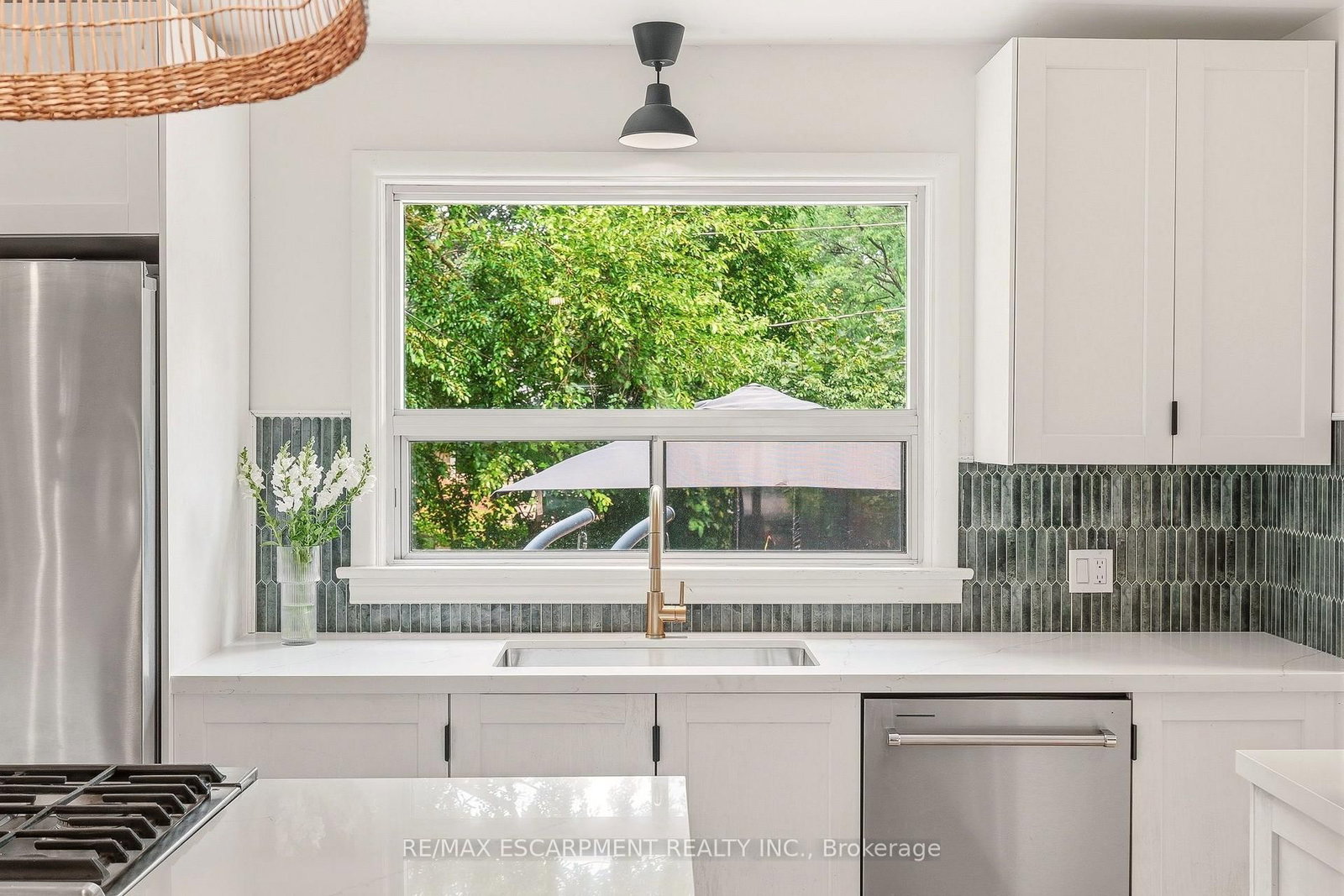 271 Linden Avenue • Burlington, ON photo 8