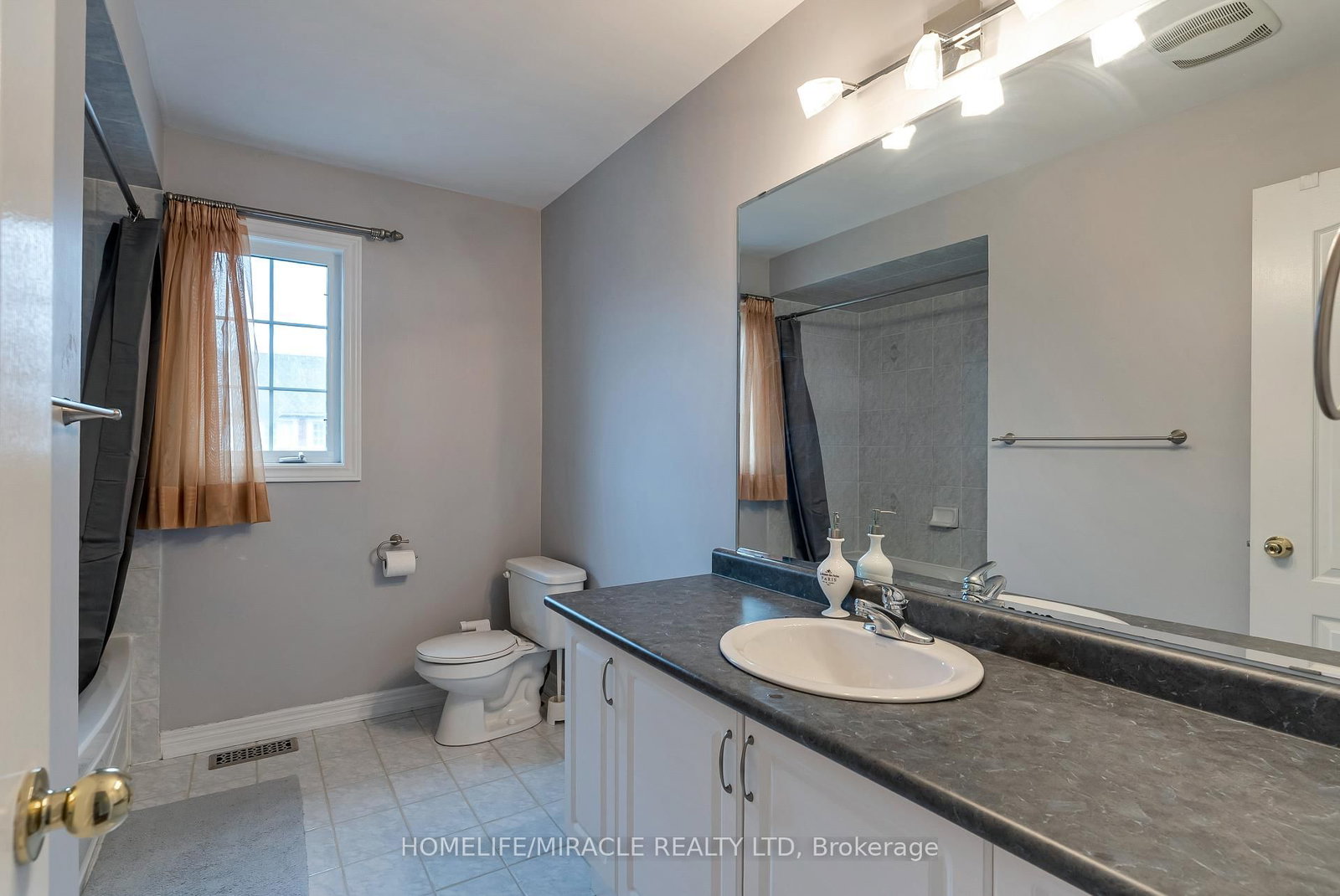 9 Peridot Road • Brampton, ON photo 38