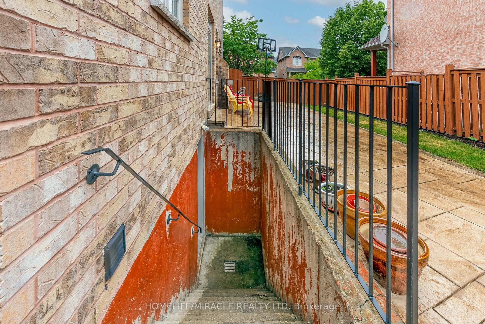 9 Peridot Road • Brampton, ON photo 50