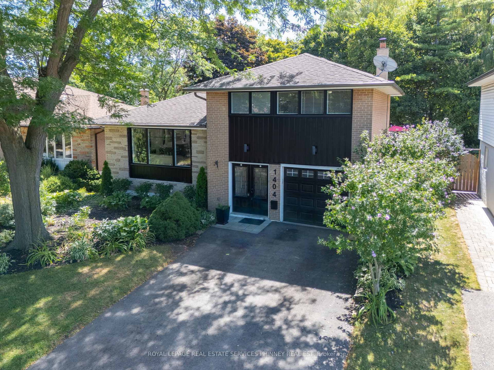1404 Lewisham Drive • Mississauga, ON photo 1