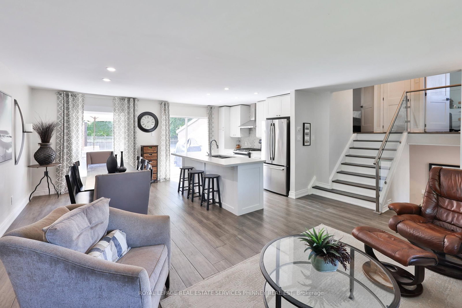 1404 Lewisham Drive • Mississauga, ON photo 12