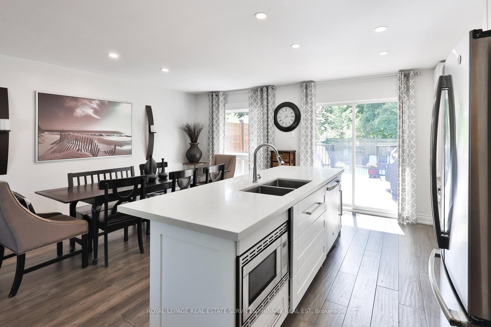 1404 Lewisham Drive • Mississauga, ON photo 18