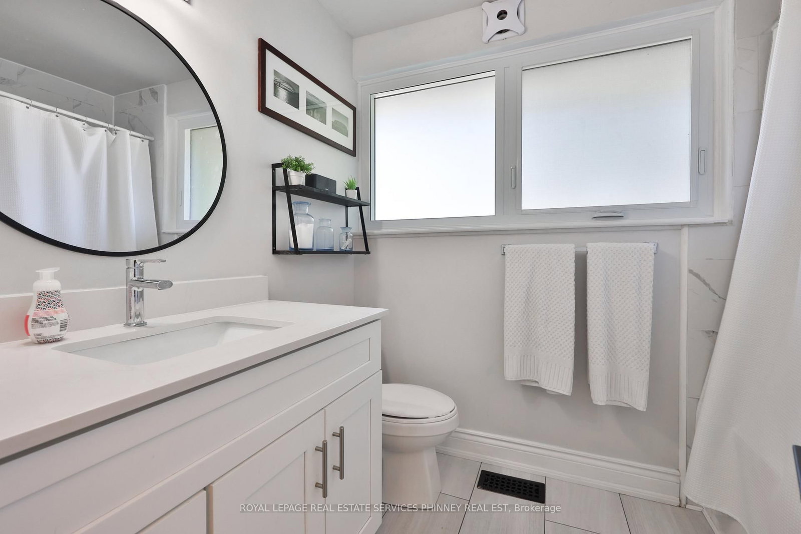 1404 Lewisham Drive • Mississauga, ON photo 24