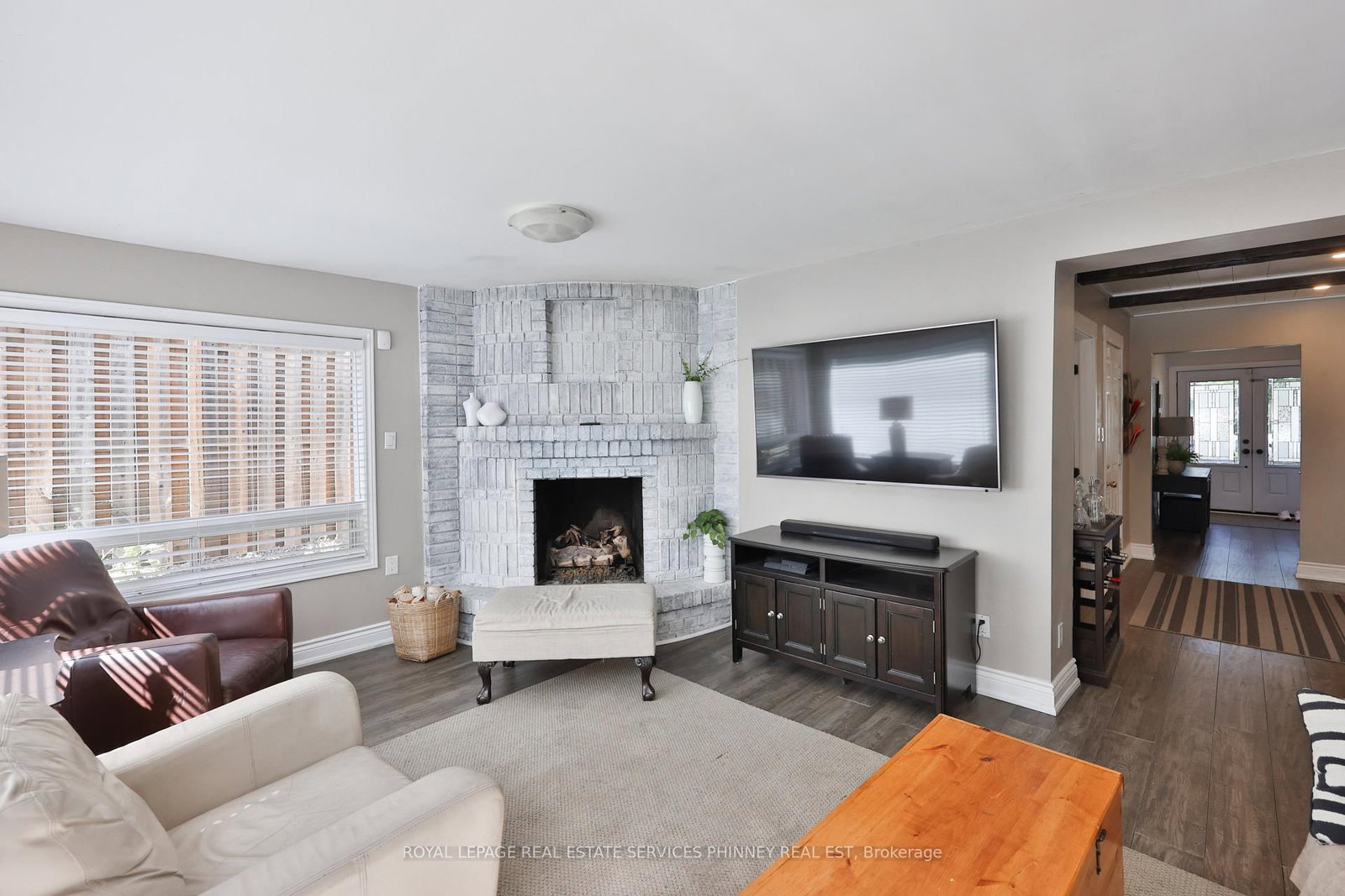 1404 Lewisham Drive • Mississauga, ON photo 8