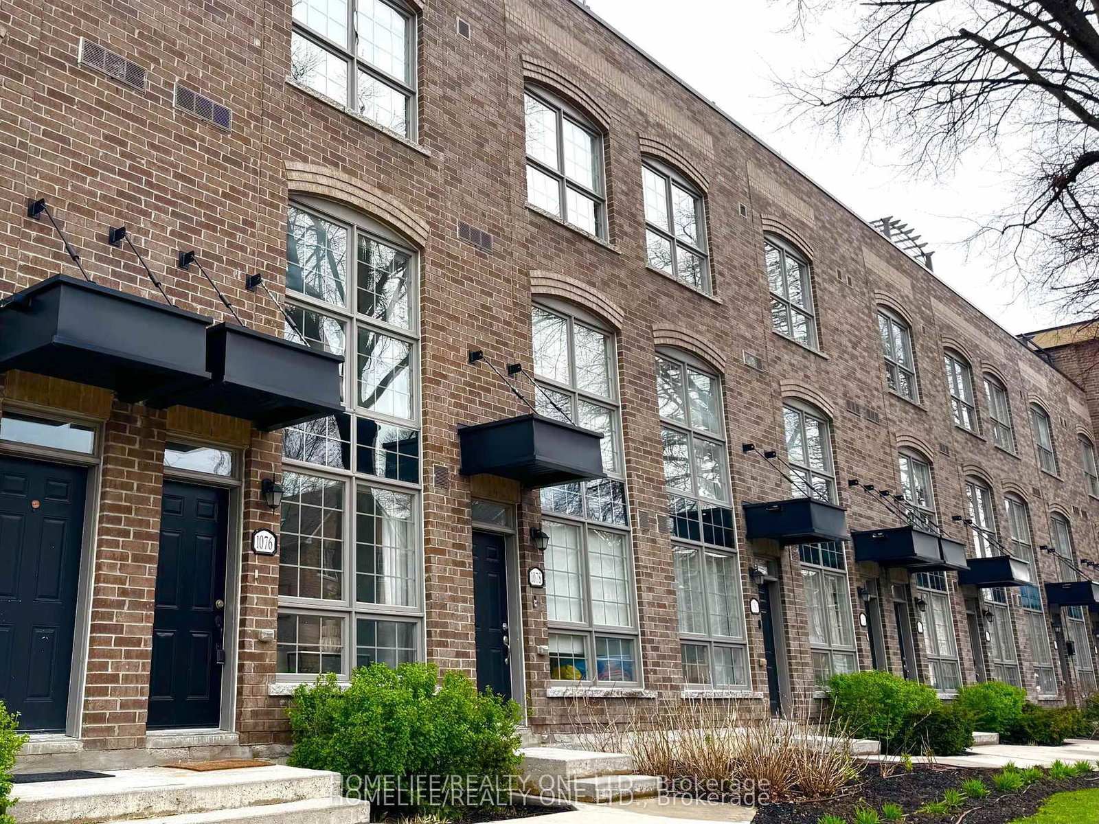 1076 Lansdowne Avenue • Toronto, ON photo 36