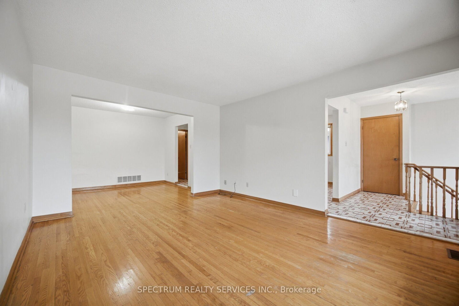 103 John Lindsay Court • Toronto, ON photo 11