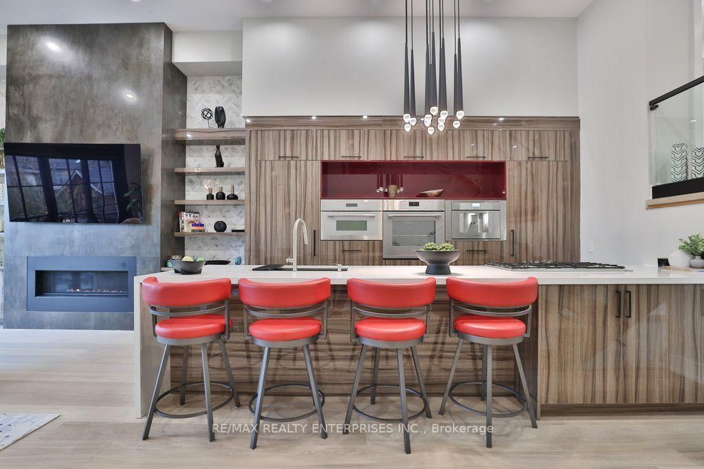 47 Thirteenth Street • Toronto, ON photo 11