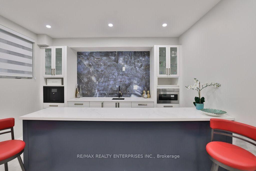 47 Thirteenth Street • Toronto, ON photo 36