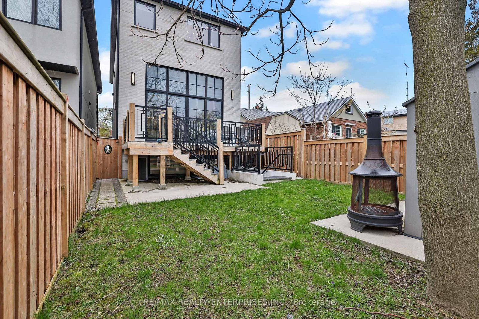 47 Thirteenth Street • Toronto, ON photo 40