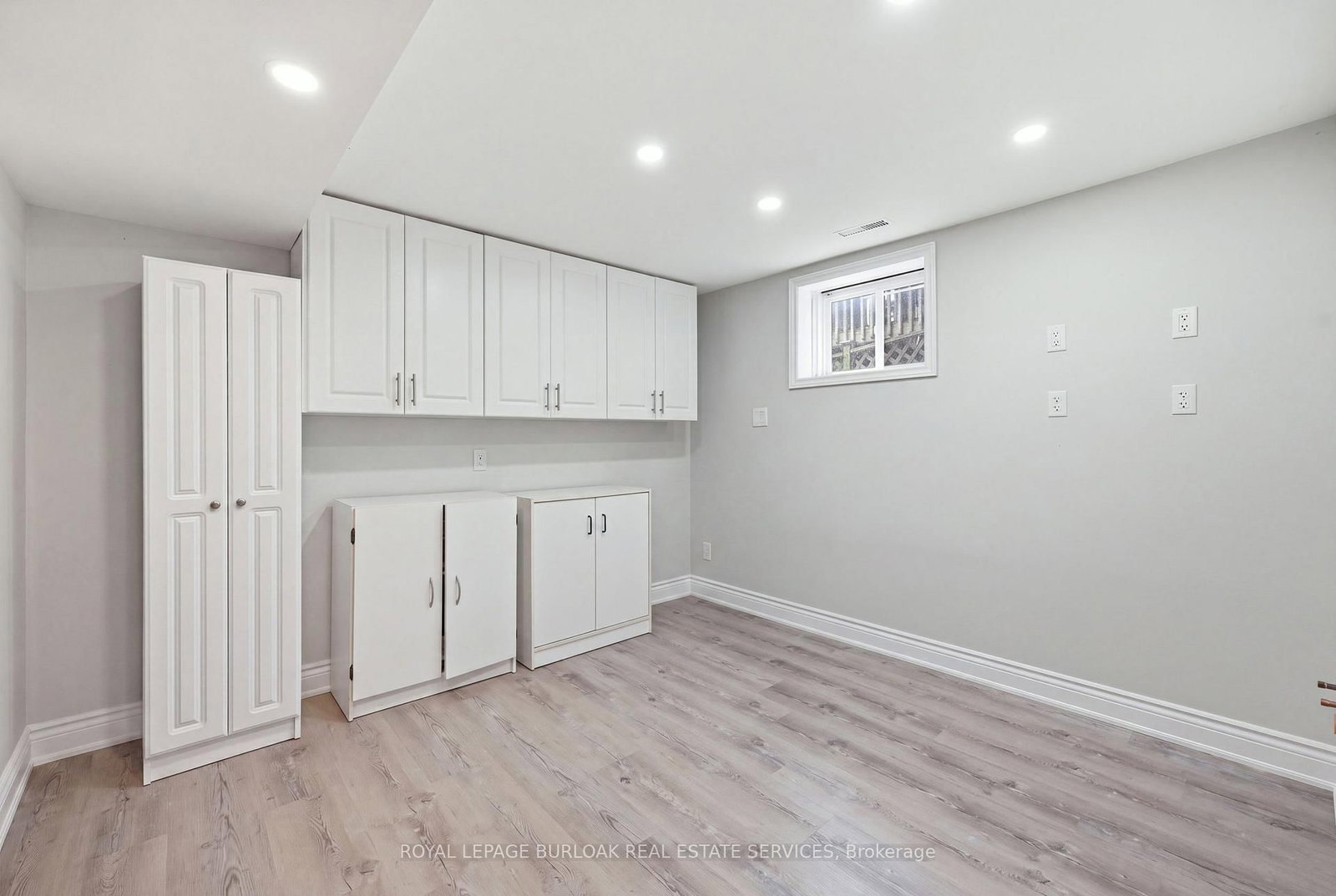 419 Parklane Road • Oakville, ON photo 41