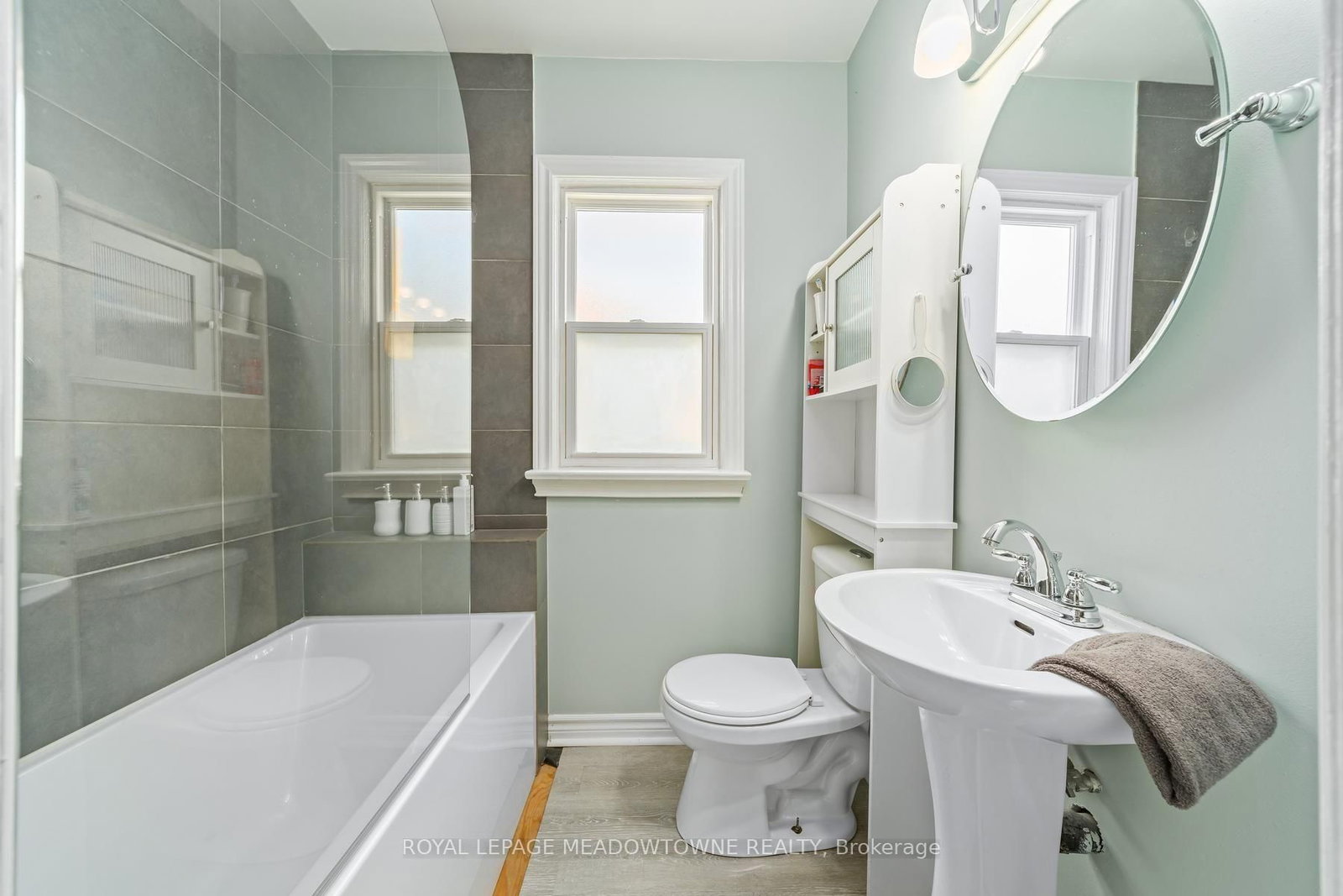 27 Royce Avenue • Brampton, ON photo 18