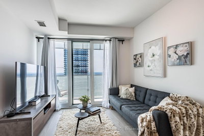 3900 Confederation Pkwy Parkway • #5707 • Mississauga, ON photo 4