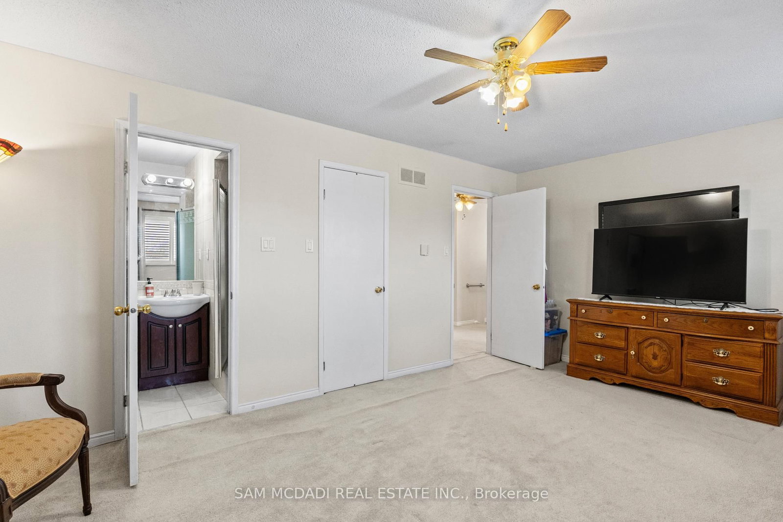 1004 Queensbridge Drive • Mississauga, ON photo 26