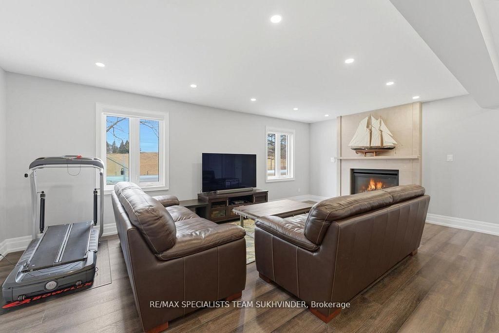 12463 Eighth Line • Halton Hills, ON photo 32