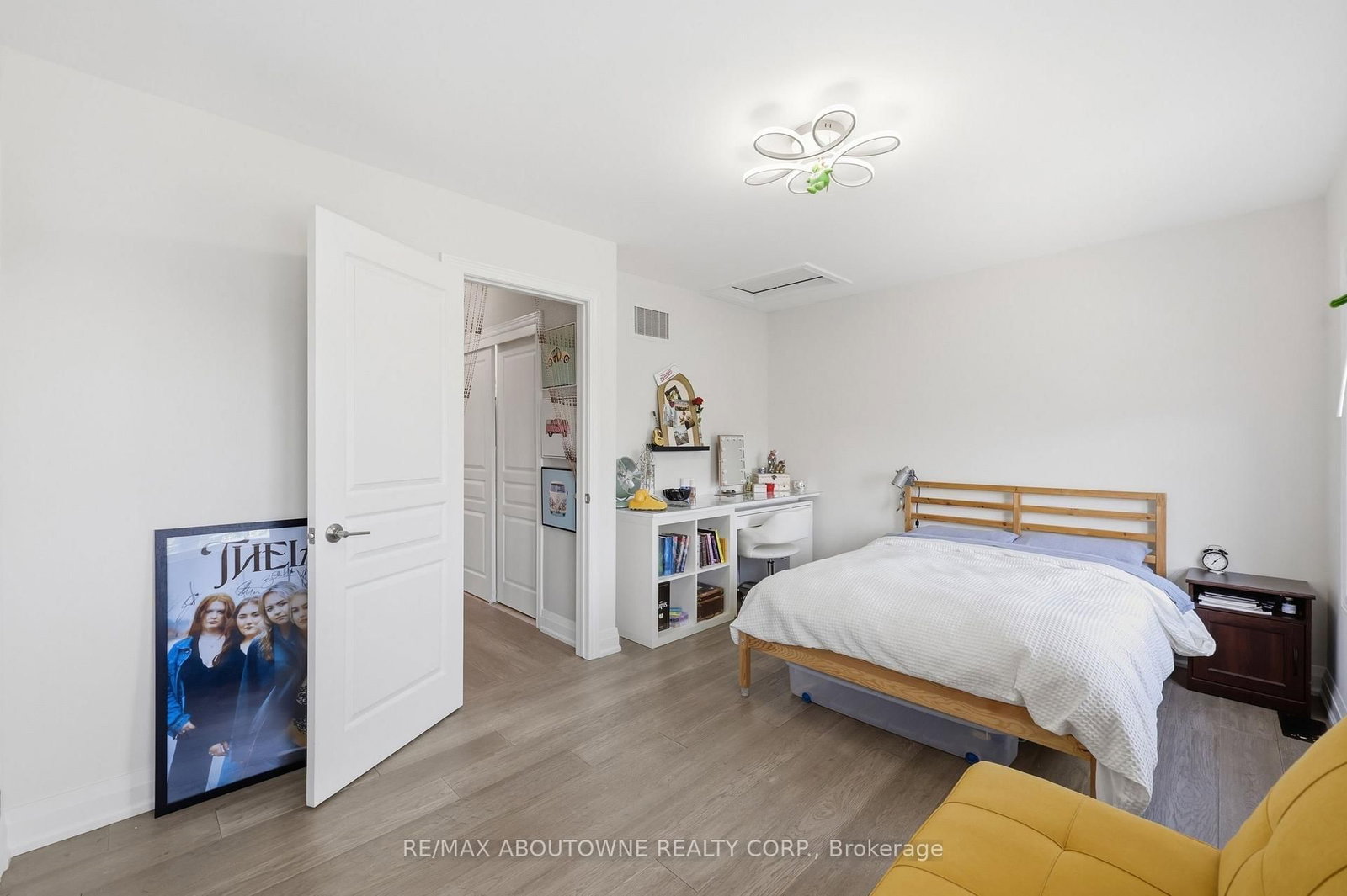 1401 Plains Road E • #63 • Burlington, ON photo 28