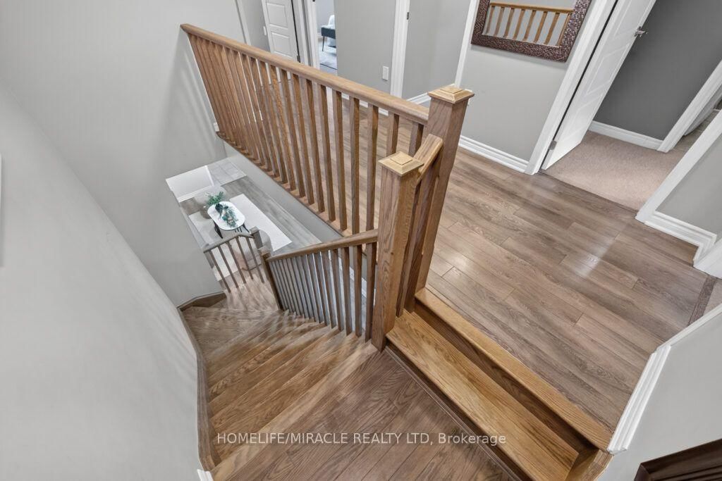 80 DREDGE Court • Milton, ON photo 19