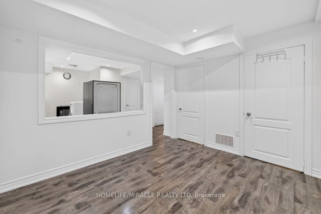 80 DREDGE Court • Milton, ON photo 37