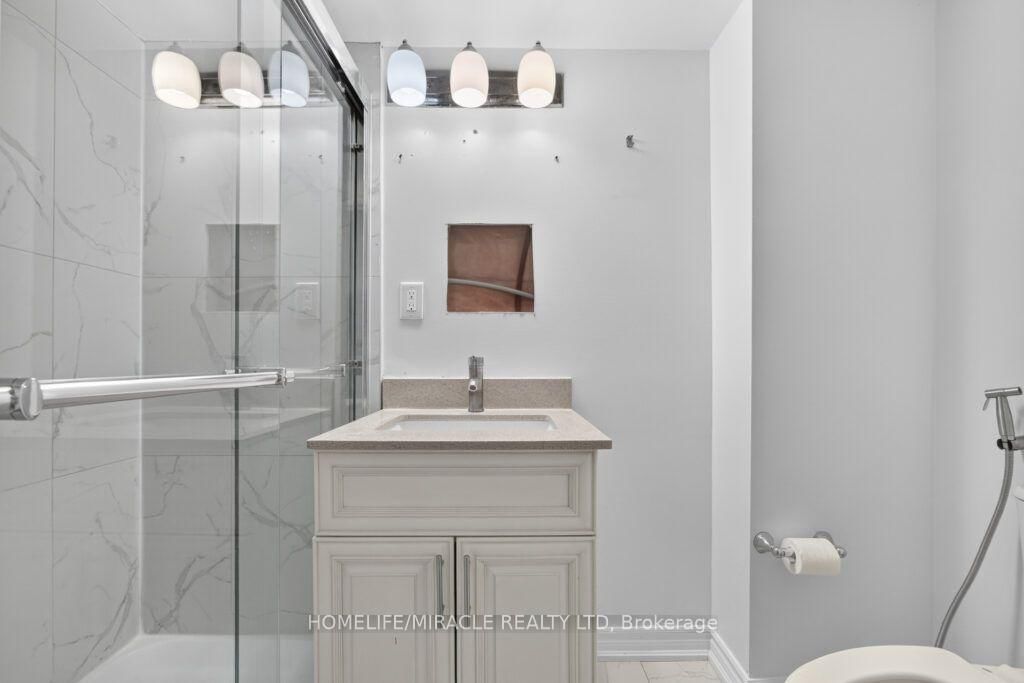 80 DREDGE Court • Milton, ON photo 39