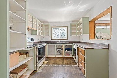 44 Willow Street S • Halton Hills, ON photo 8