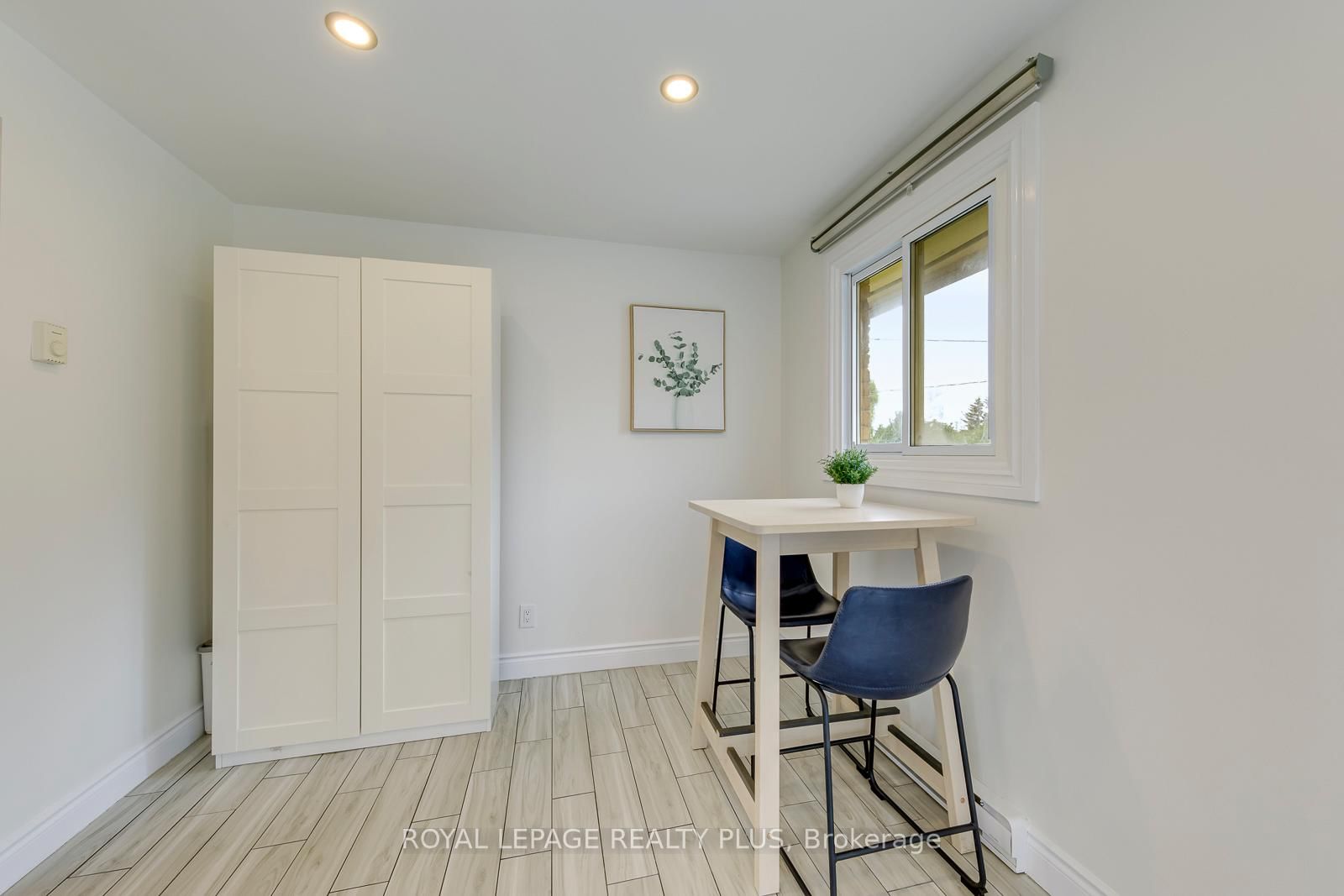 640 RATHBURN Road E • #1 • Mississauga, ON photo 11