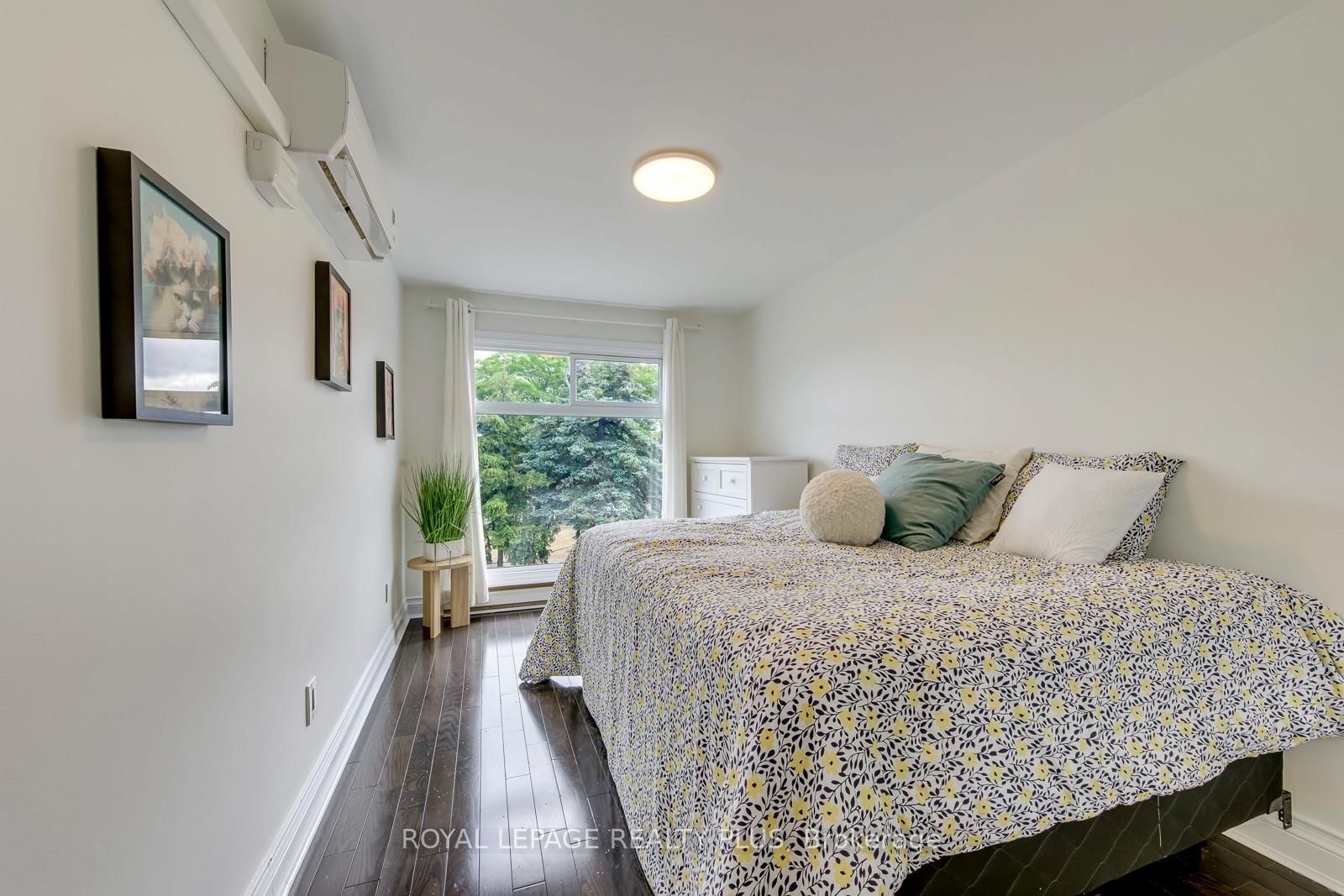 640 RATHBURN Road E • #1 • Mississauga, ON photo 24