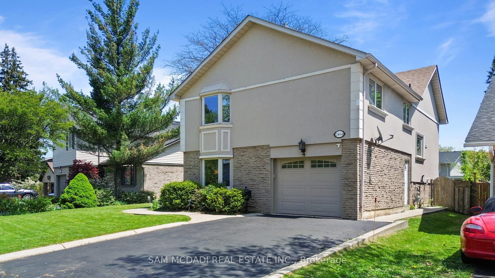 2464 Council Ring Road • Mississauga, ON photo 2