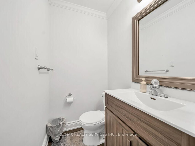 3079 Bartholomew Mississauga,ON L5N 3K9 — Photo 15