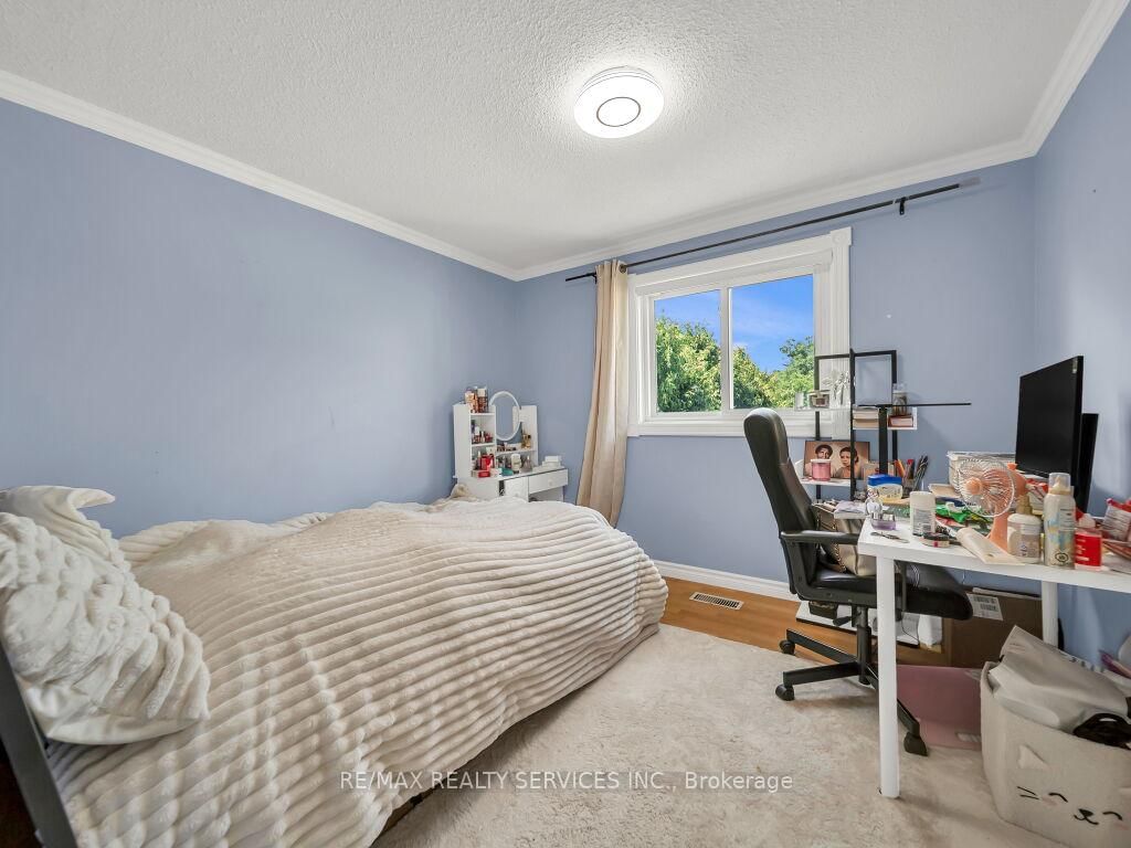 3079 Bartholomew Crescent • Mississauga, ON photo 19