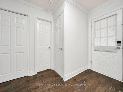 3079 Bartholomew Crescent • Mississauga, ON photo 4