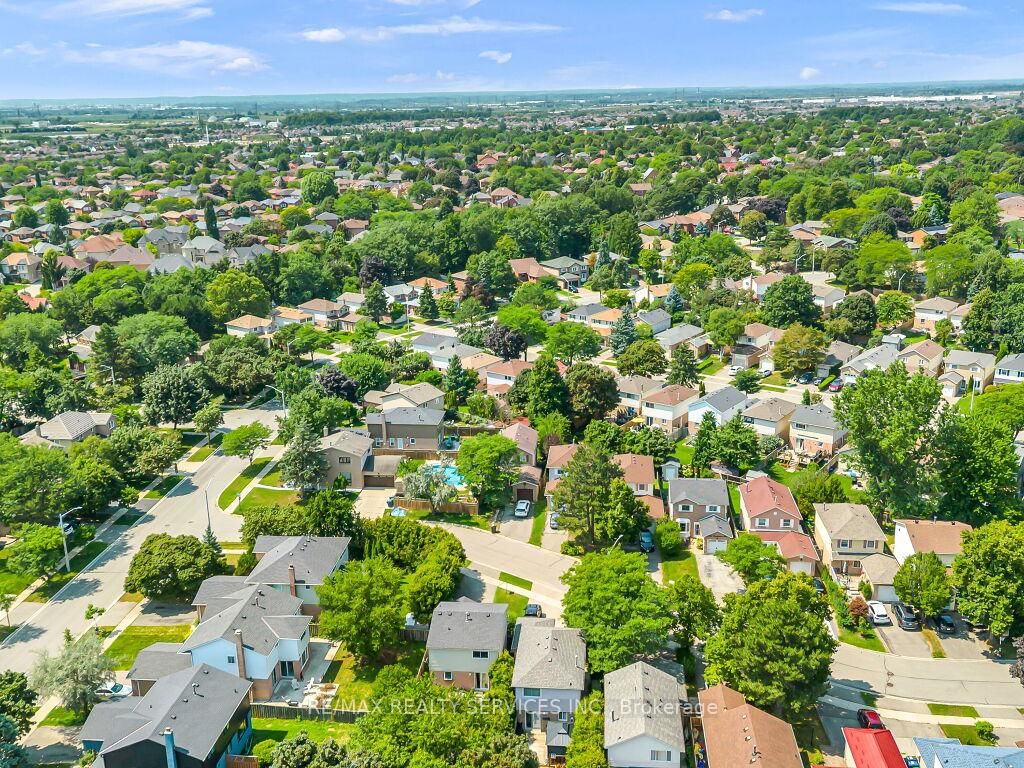 3079 Bartholomew Crescent • Mississauga, ON photo 40