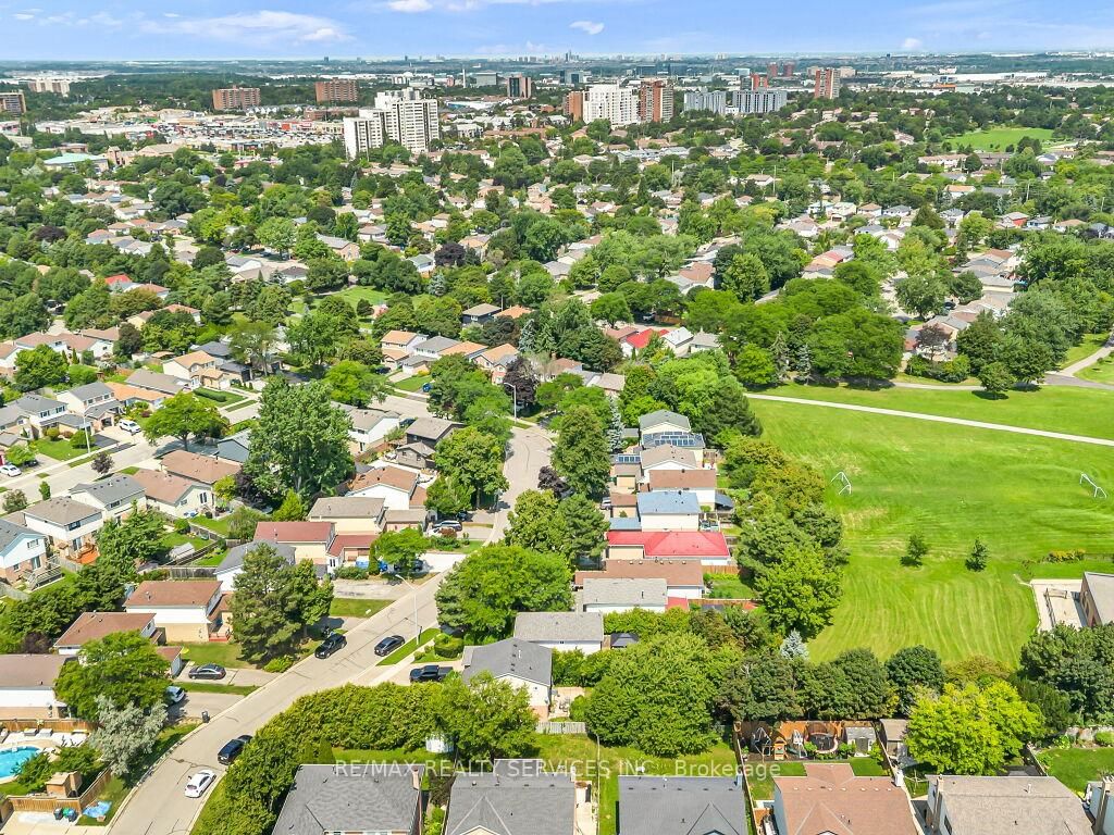 3079 Bartholomew Crescent • Mississauga, ON photo 42