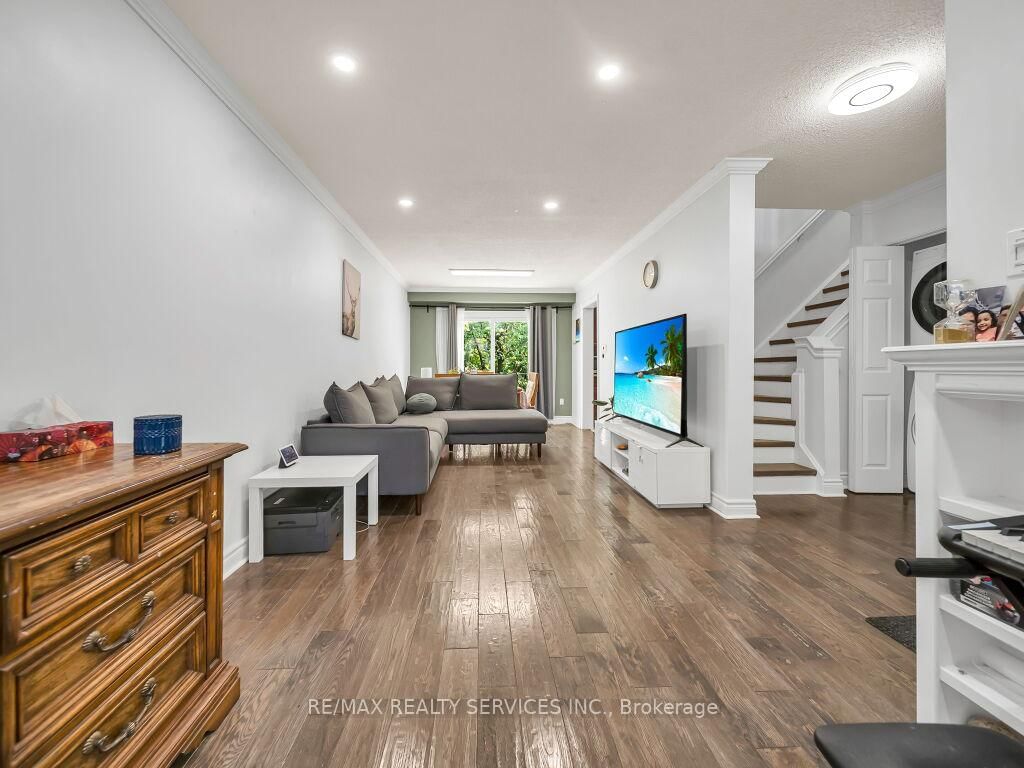 3079 Bartholomew Crescent • Mississauga, ON photo 7