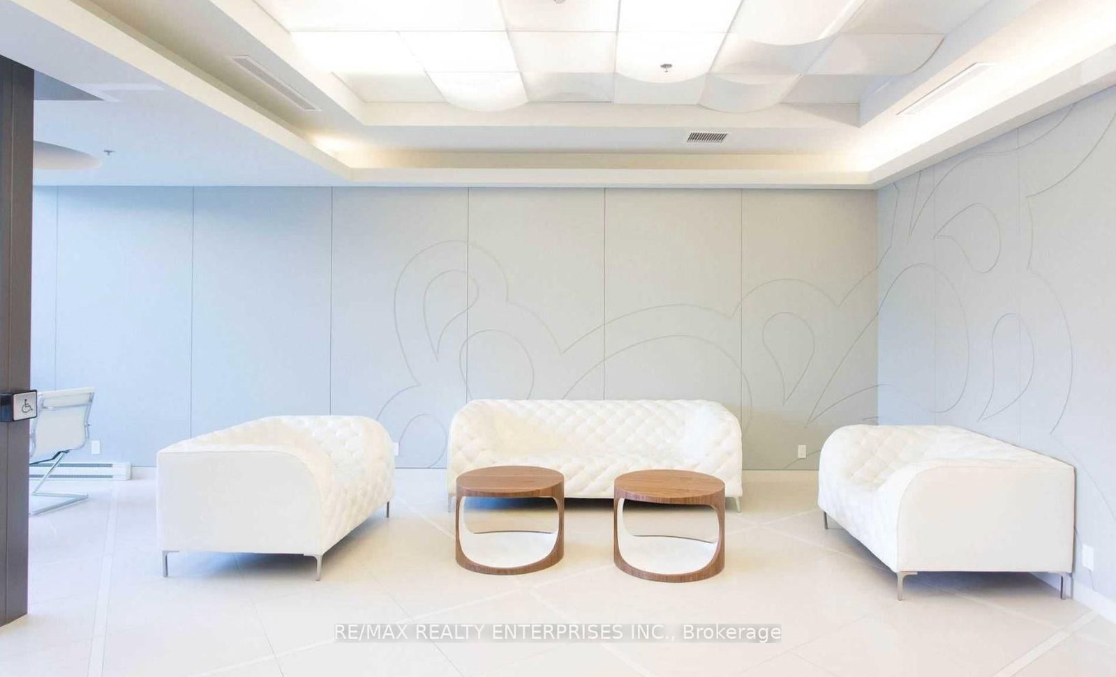 80 Esther Lorrie Drive • #522 • Toronto, ON photo 16