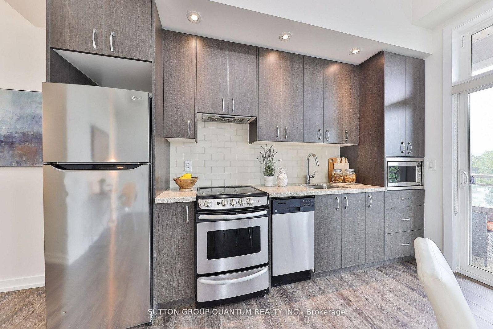 457 Plains Road E • #418 • Burlington, ON photo 15