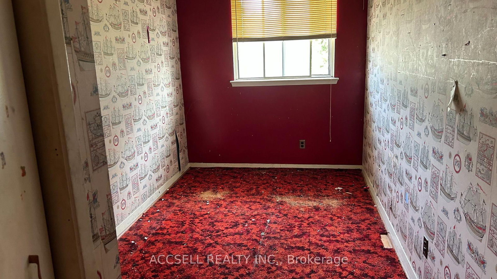 5501 Schueller Crescent • Burlington, ON photo 6