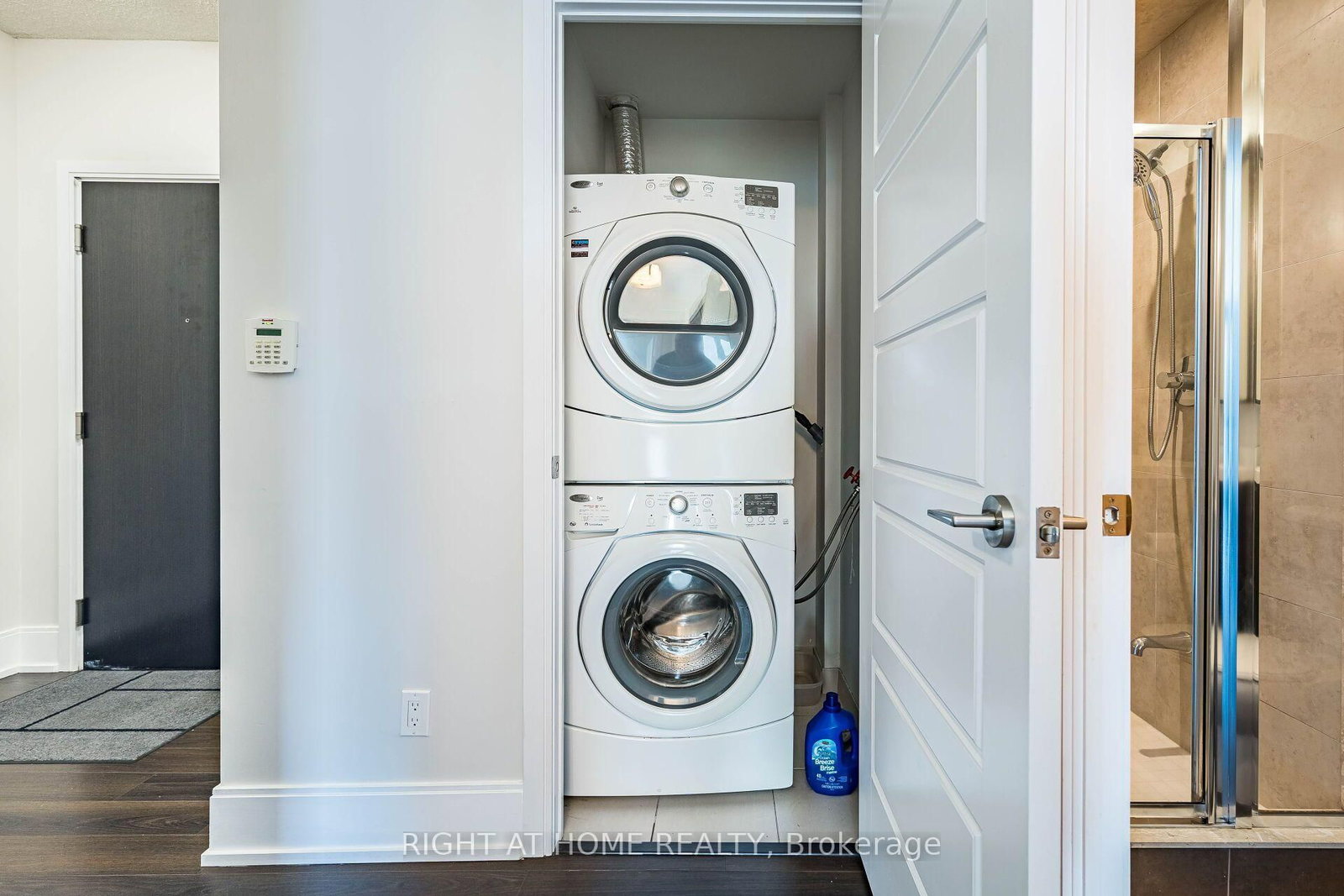 15 Viking Lane • ##2702 • Toronto, ON photo 30